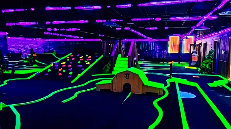 Mystical Forest Indoor Mini-Golf at Double JJ Resort